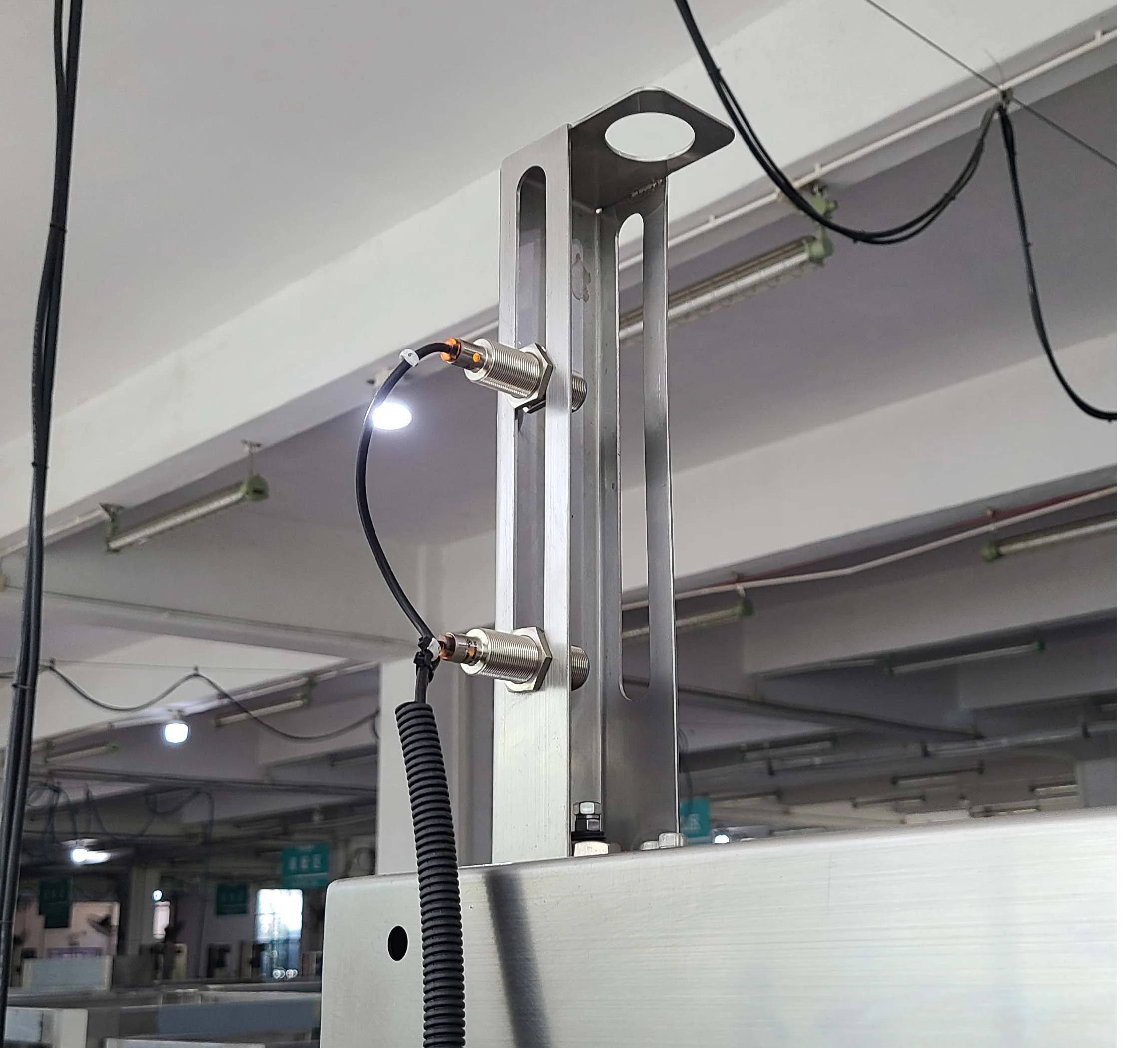 Defoaming Filling Design Laundry Liquid Detergent Filling Machine For 1 Liter Hand Sanitizer Production Line