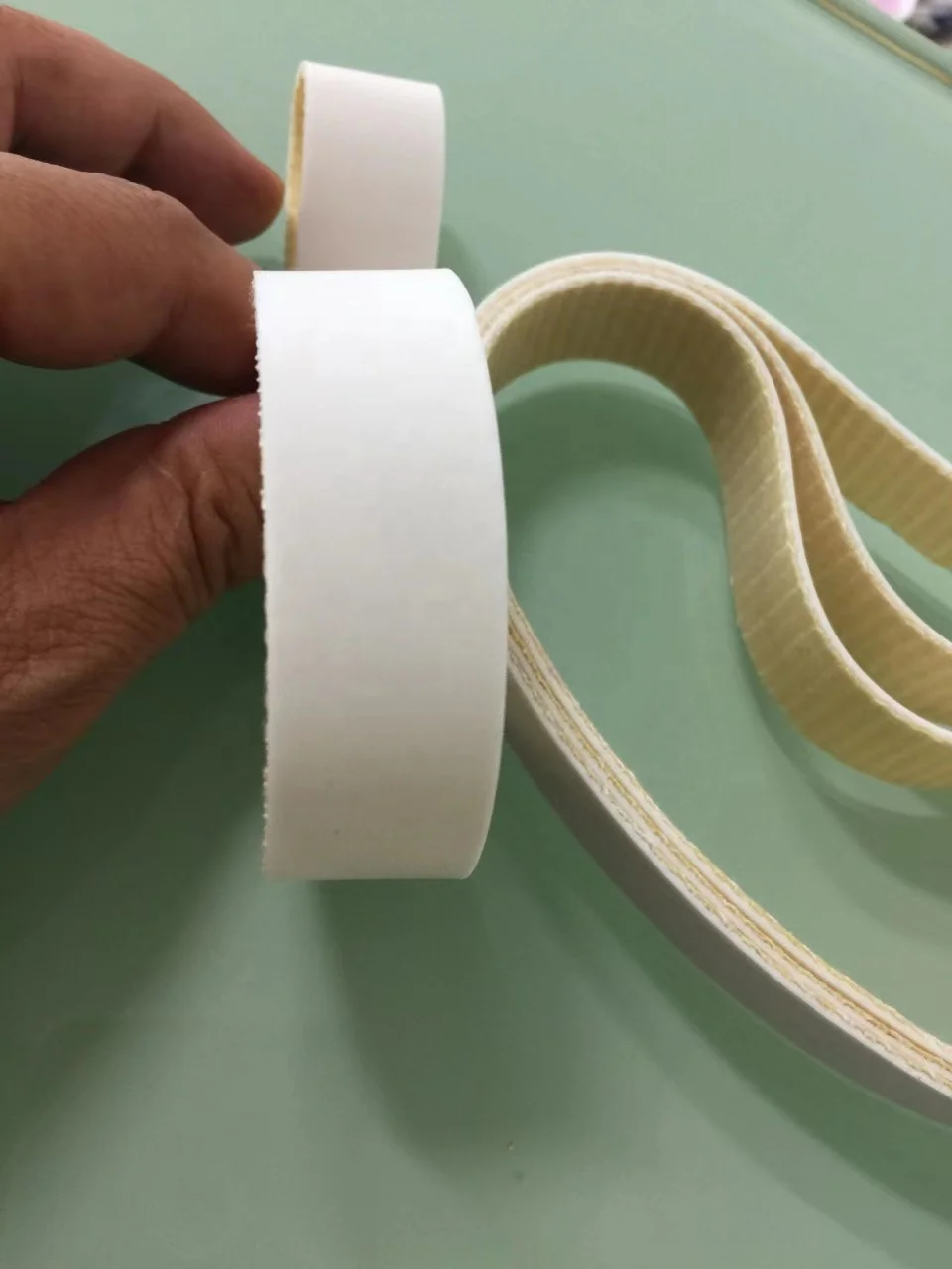 Seamless high temperature resistant silicon flat conveyor belt for underwear bonding machine