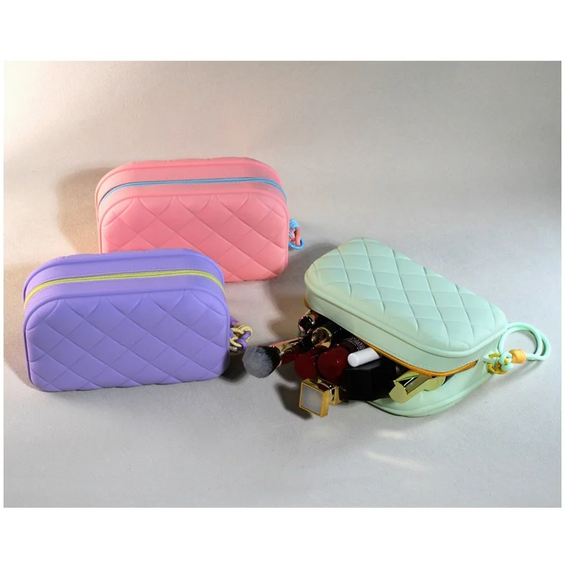 China Custom Made Silicone Cosmetic Coin Purse Pouch bags Portable Large Capacity Makeup  Waterproof  Storage Bag