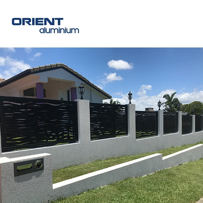 Easy Installation 1.8m * 1.8m Co-Extrusion Home Garden Fence Boards Wpc Laser Cut Panels