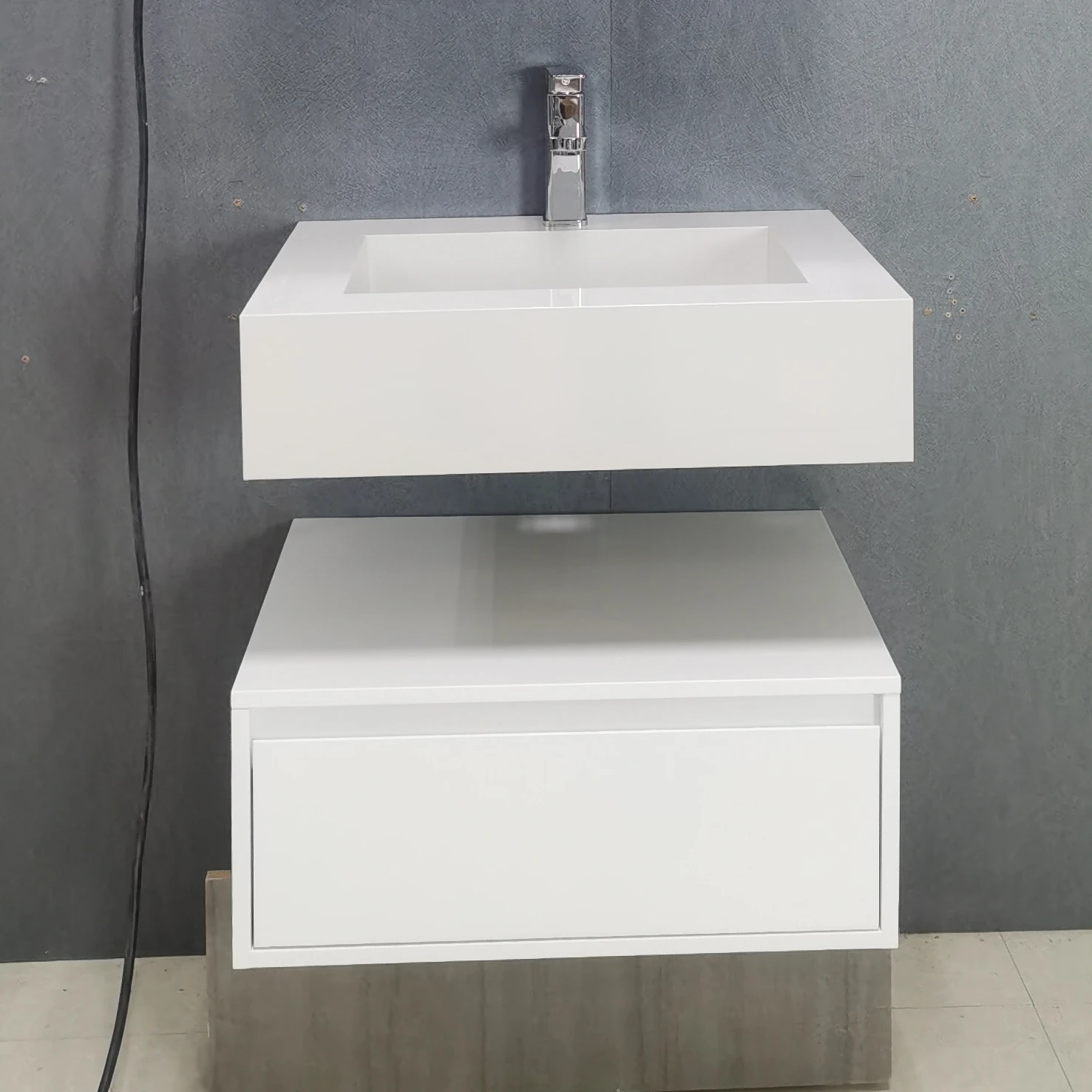 Customized wooden hotel engineering series bathroom cabinet white with mirror, seamless basin on rock countertop