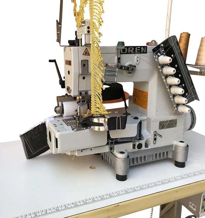 Double needle platform type crocheting longitudinal double stitch chain sewing machine RNV-008