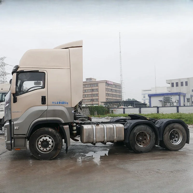 light duty flatbed truck