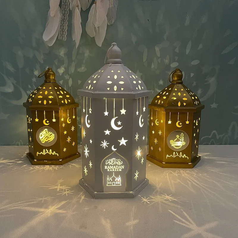 Middle East Pendant Arabic Lantern Ramadan Lamp Eid Iron Wind Lantern with  Flickering LED for Eid Mubarak
