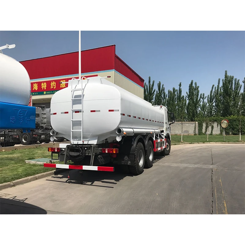 Sinotruk Howo 8x4 28000l 35000l 30000ll Big Oil Tanker Truck Fuel Tank Truck