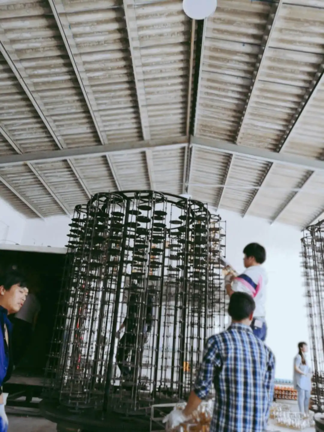 Large capacity customizable LOGO bamboo cover with straw silica gel cover high borosilicate glass straw cup