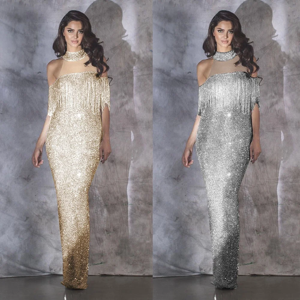 Женское длинное вечернее платье без бретелек с разрезом и кисточками