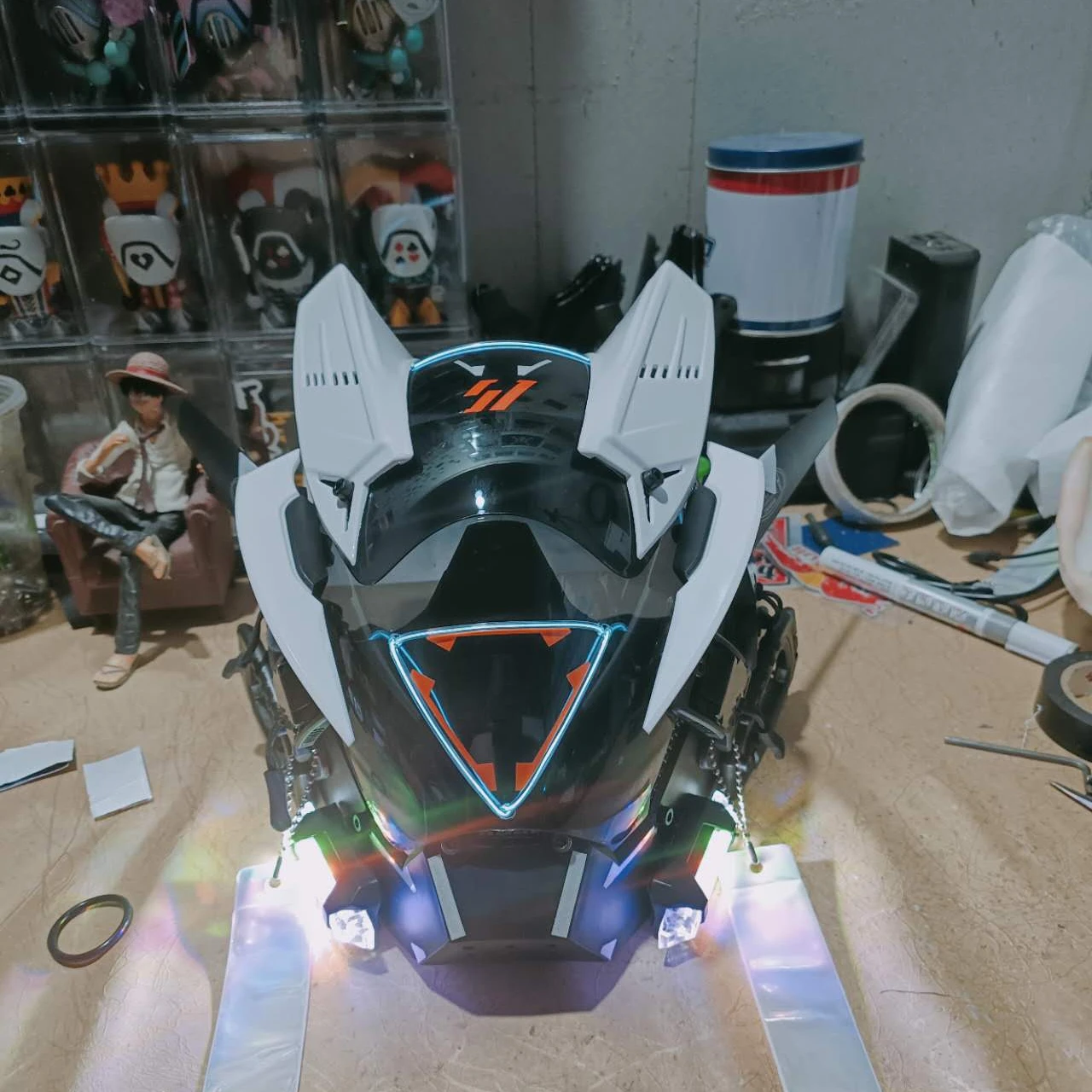 2022 New LED Luminous Flashing Face Mask Club Party Masks Light Up Costume Dance Super Cool Halloween Cosplay Decor Hot