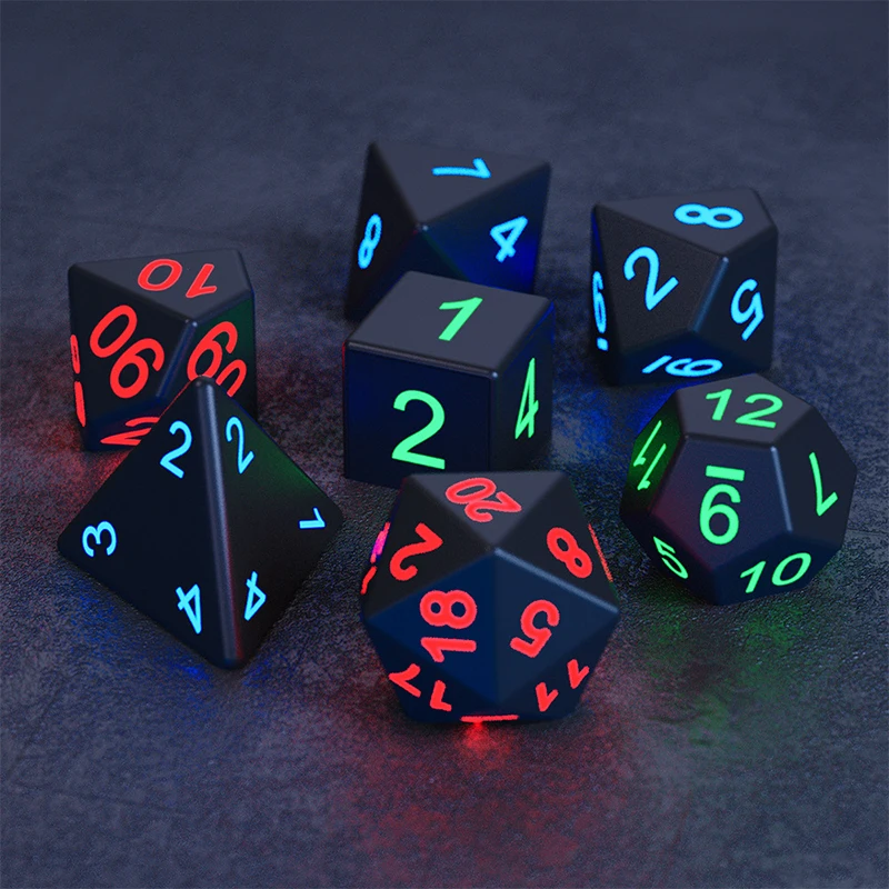 Colorful luminous electronic dice party chess game entertainment DND dice set rechargeable plastic 7-piece led dice set