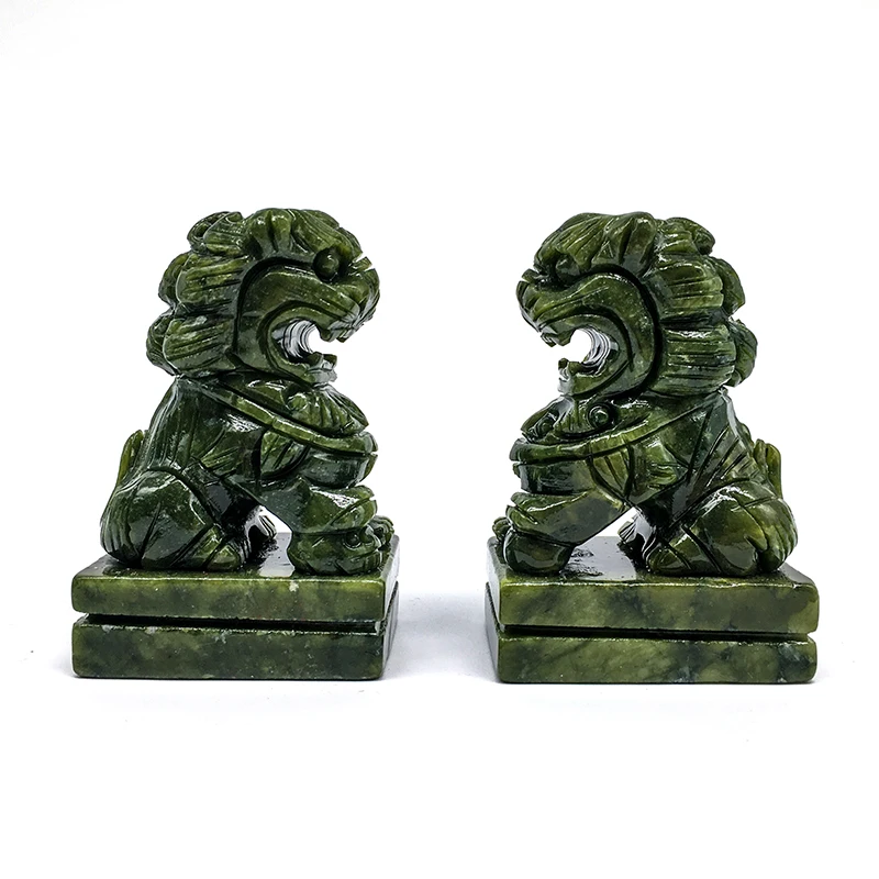 Hot sale Wholesale Natural crystal  hand Carved Green jade lions crystal craft heading crystal animals for home decoration
