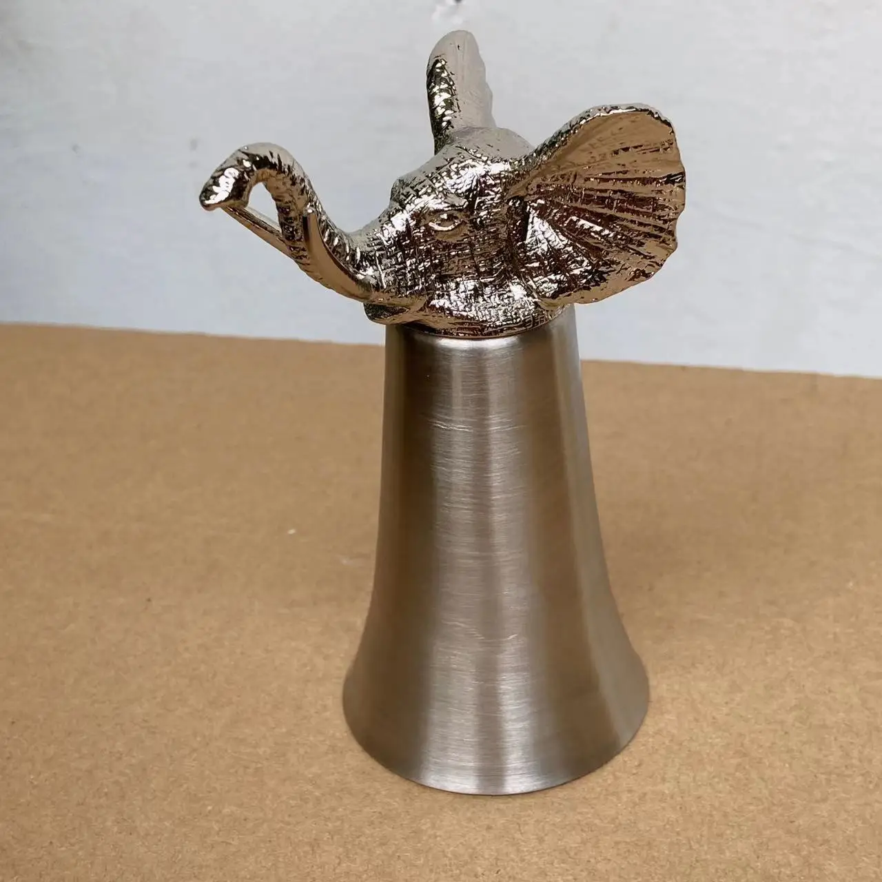 Stainless Steel With Zinc Alloy Wine Cup Widely Used in Wine/Rum/Whisky/Gin/ Animal Shape Custom Logo Wine Shot Glass