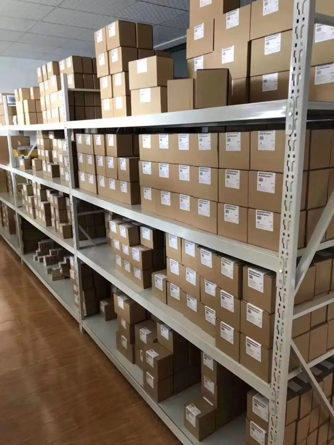 400W Mitsubishi Inverter Frequency Converter FR-D740-0.4K-CHT