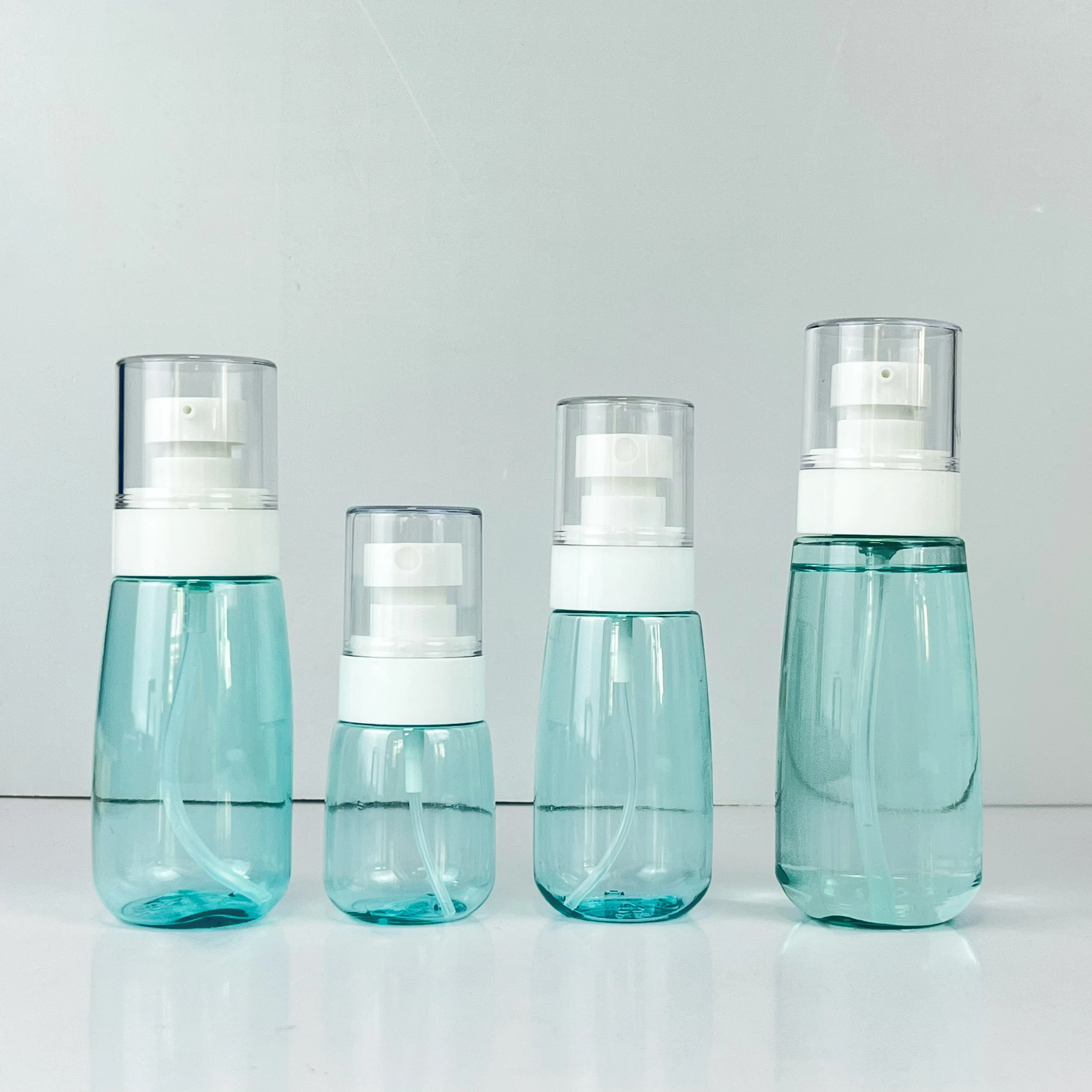 white blue PETG plastic cosmetic packaging spray bottle