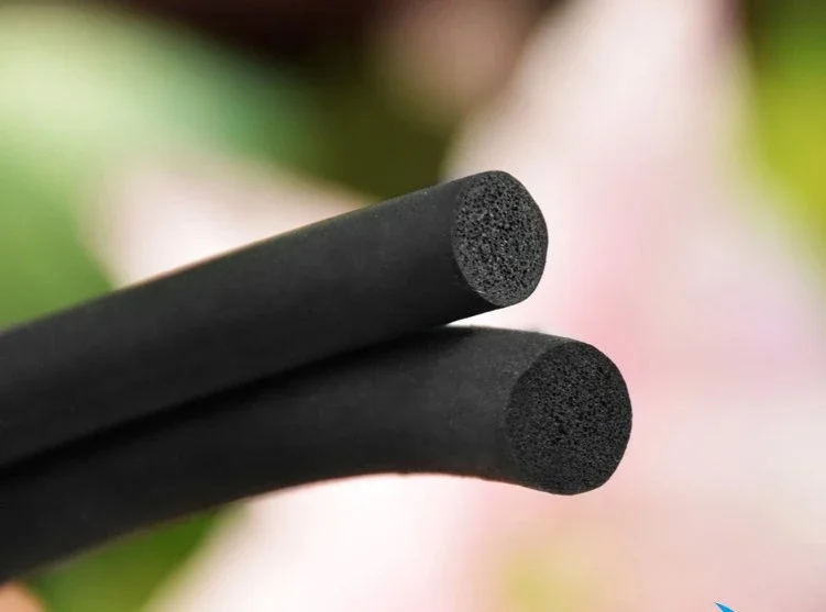 Various OEM Extruded Profiles Silicone Rubber Seal Strip for glass door window gaps