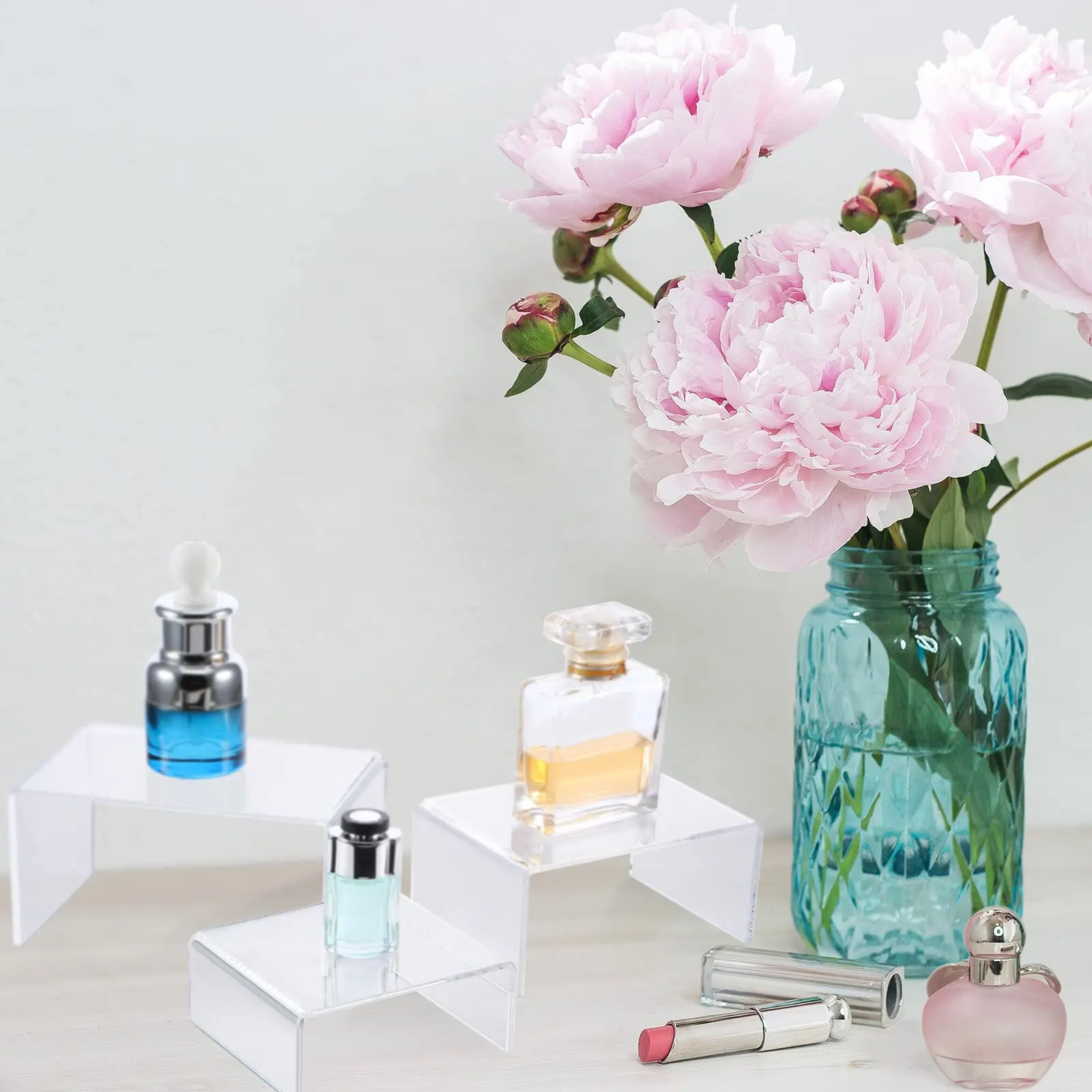 2 Sets Clear Acrylic Display Risers Jewelry Display Riser Shelf Acrylic Showcase Fixtures