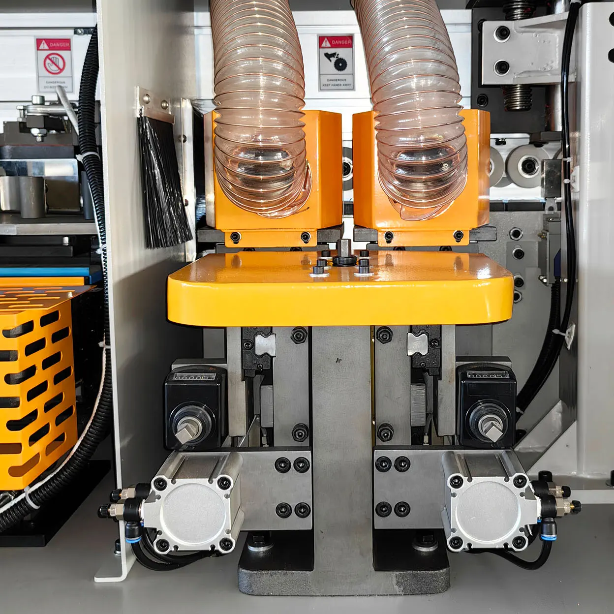 Automatic Edge Banding Machines Woodworking CNC Edge Bander With Pre-Miling For Sale