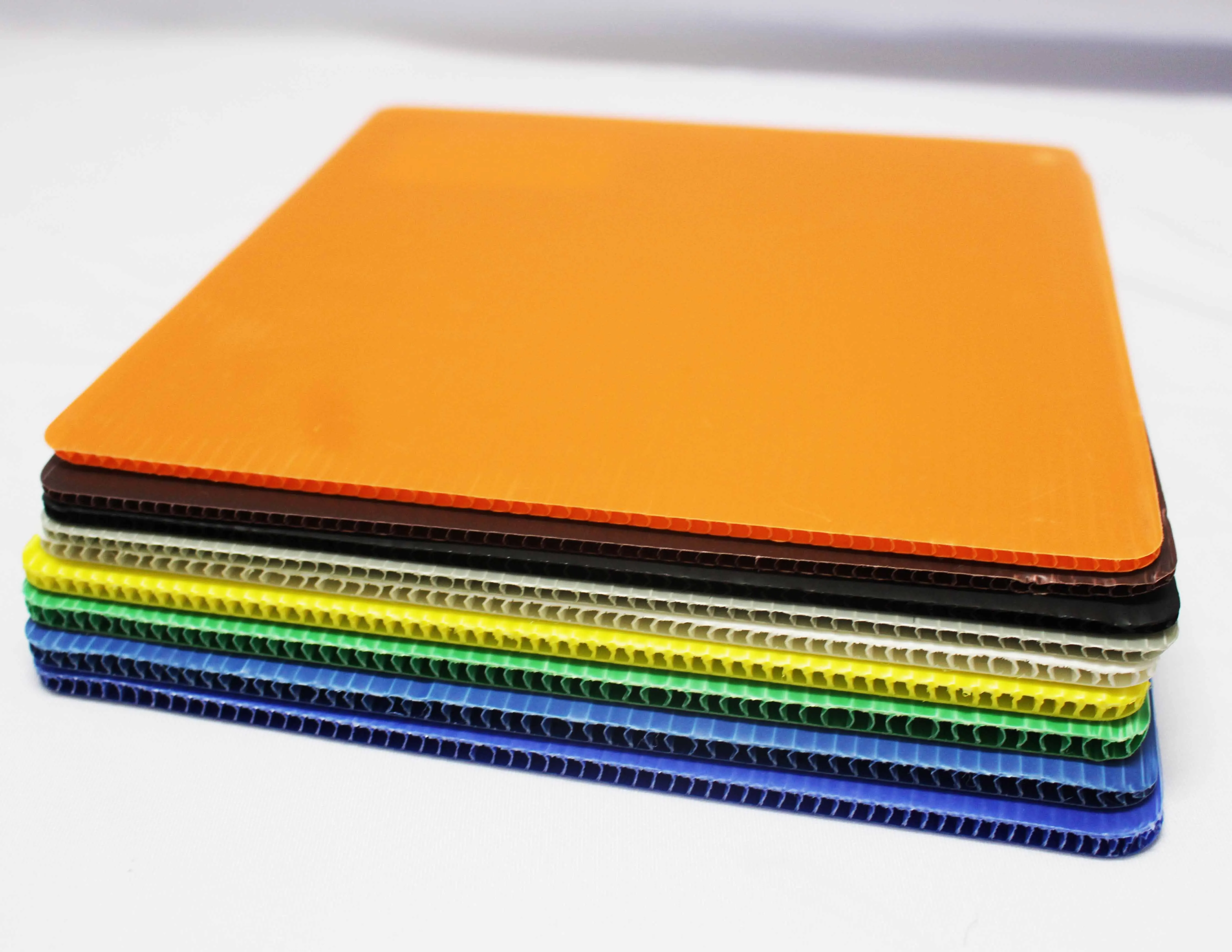 Factory supply 4mm PP corrugated sheet corrugated yard signs coroplast sheet hollow board