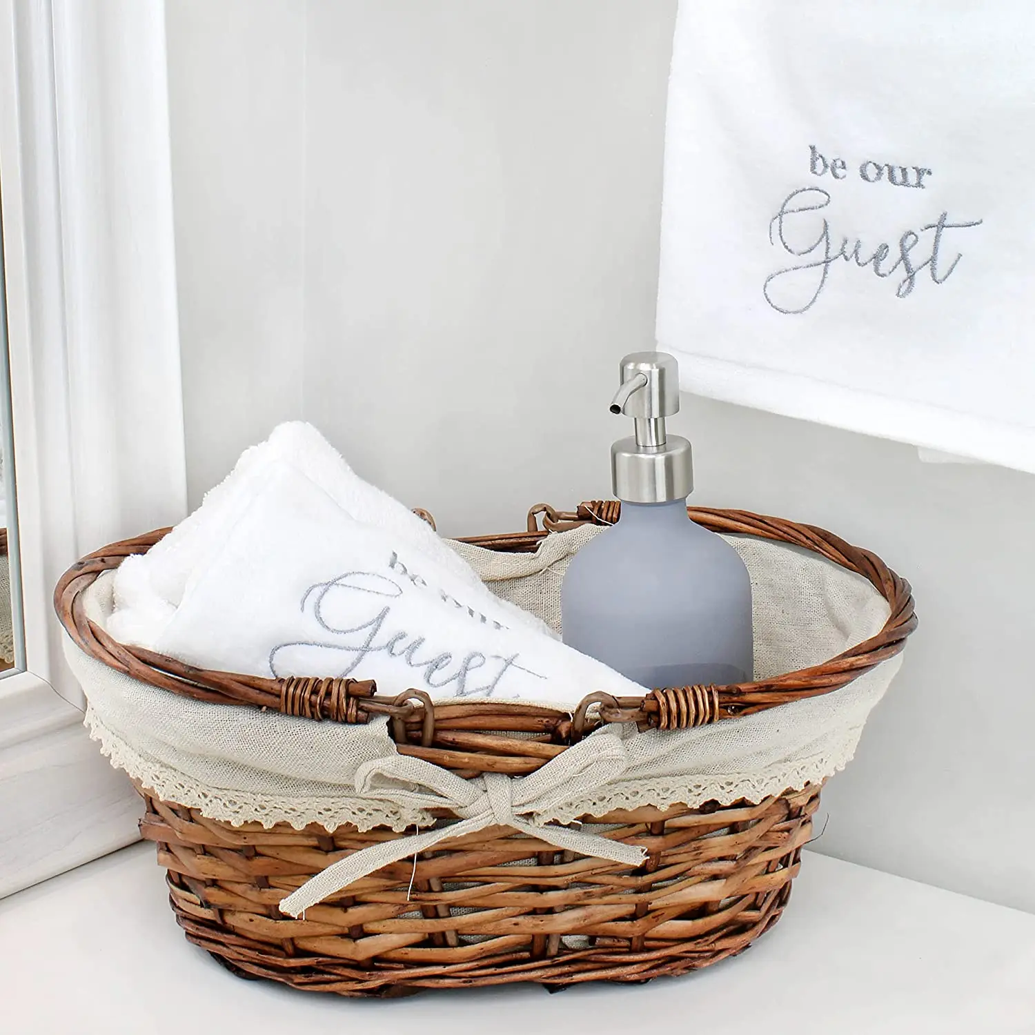 Bathroom Basket Household Convenient Bathing Storage Cosmetic Towel Wicker Bathroom Basket With Handle