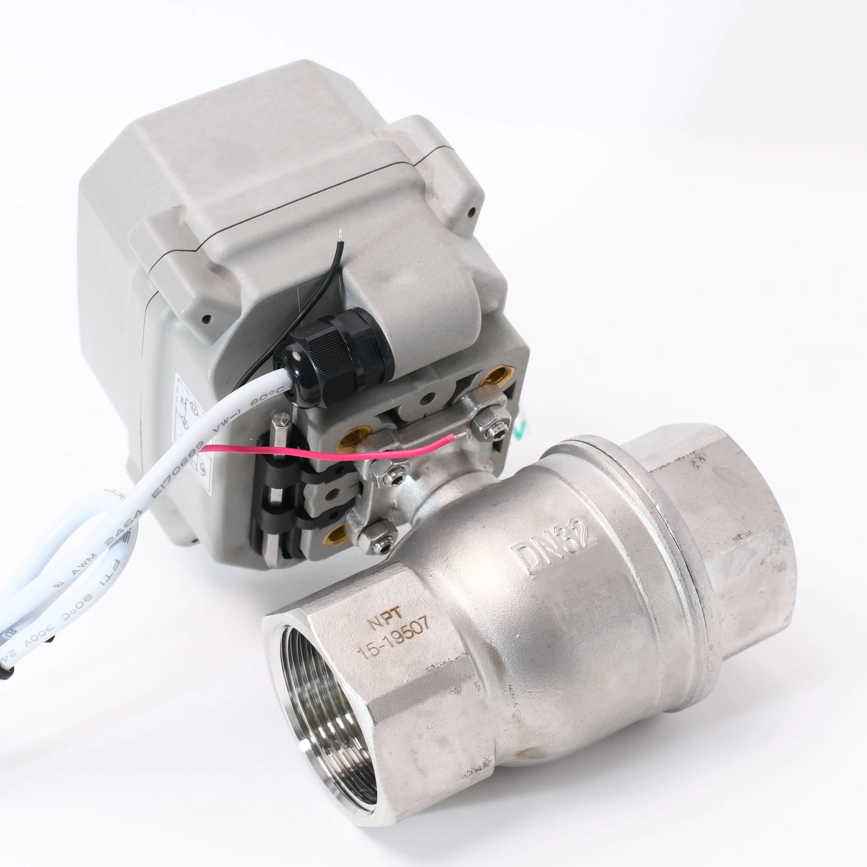 A150 Stainless Steel Motorized Ball Valve DN32 AC220v Normally Closed ISO 5211 Electric Ball Valve