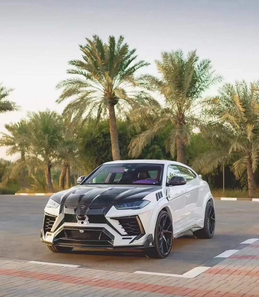 High Quality Dry carbon fiber car front rear bumper engine hood for Lamborghini URUS To MSY style bodykit