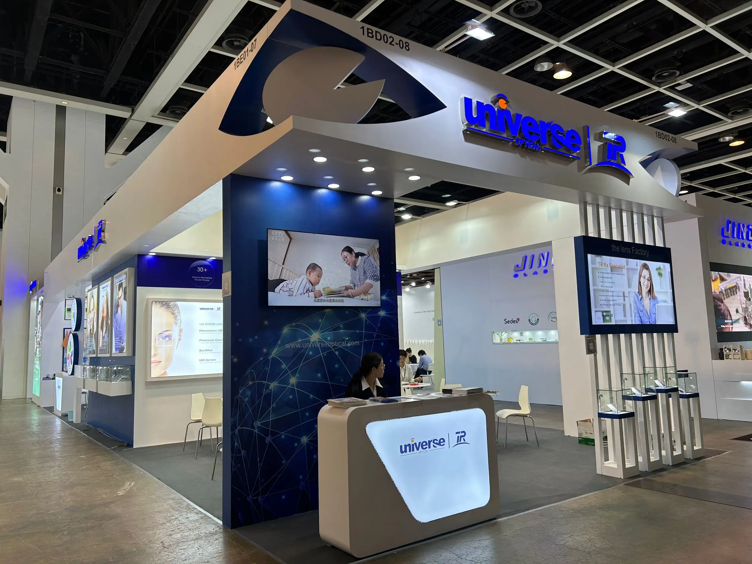 Low Prices Lens Manufacturer 1.56 1.61 Photochromic Spincoat Spectacle Optical Glass Lens