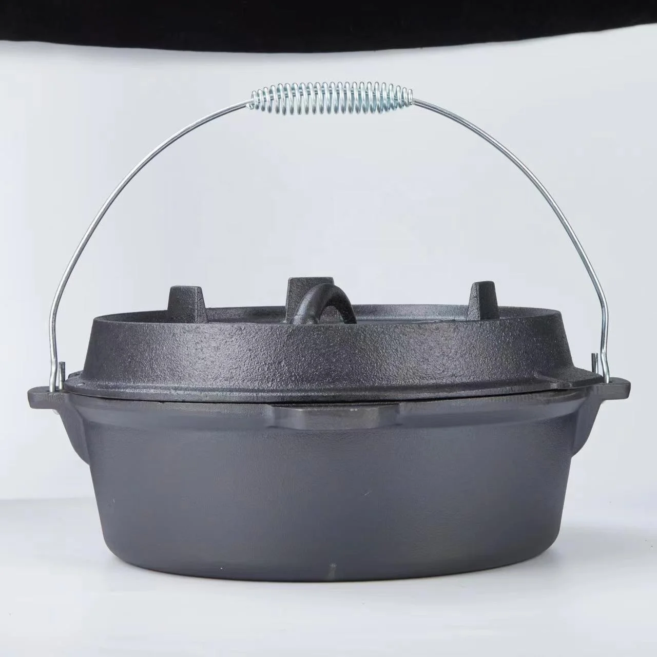 cast iron dutch oven set