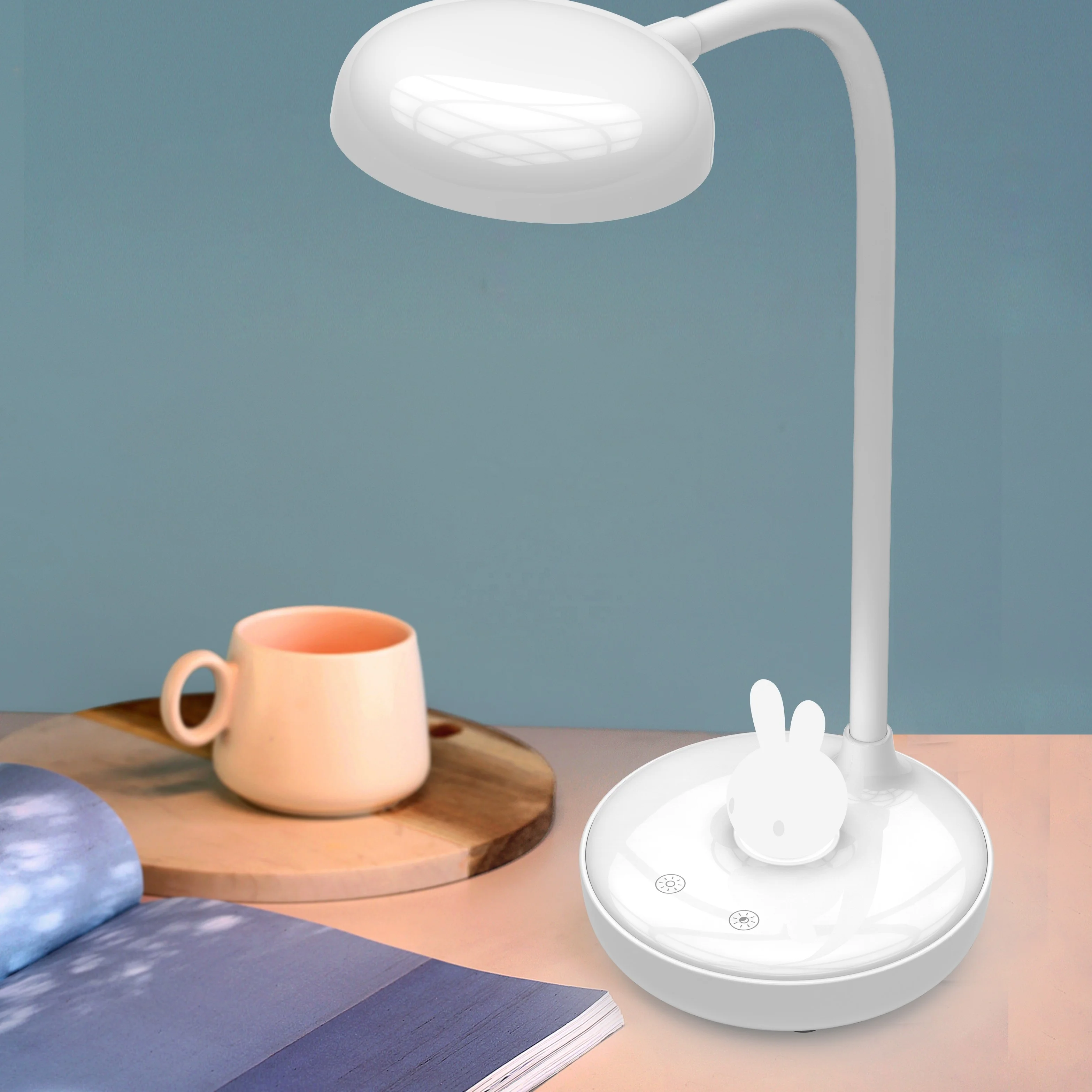 Hot selling led table lamp for study, led office lamp with adjustable brightness, desktop lamp for study
