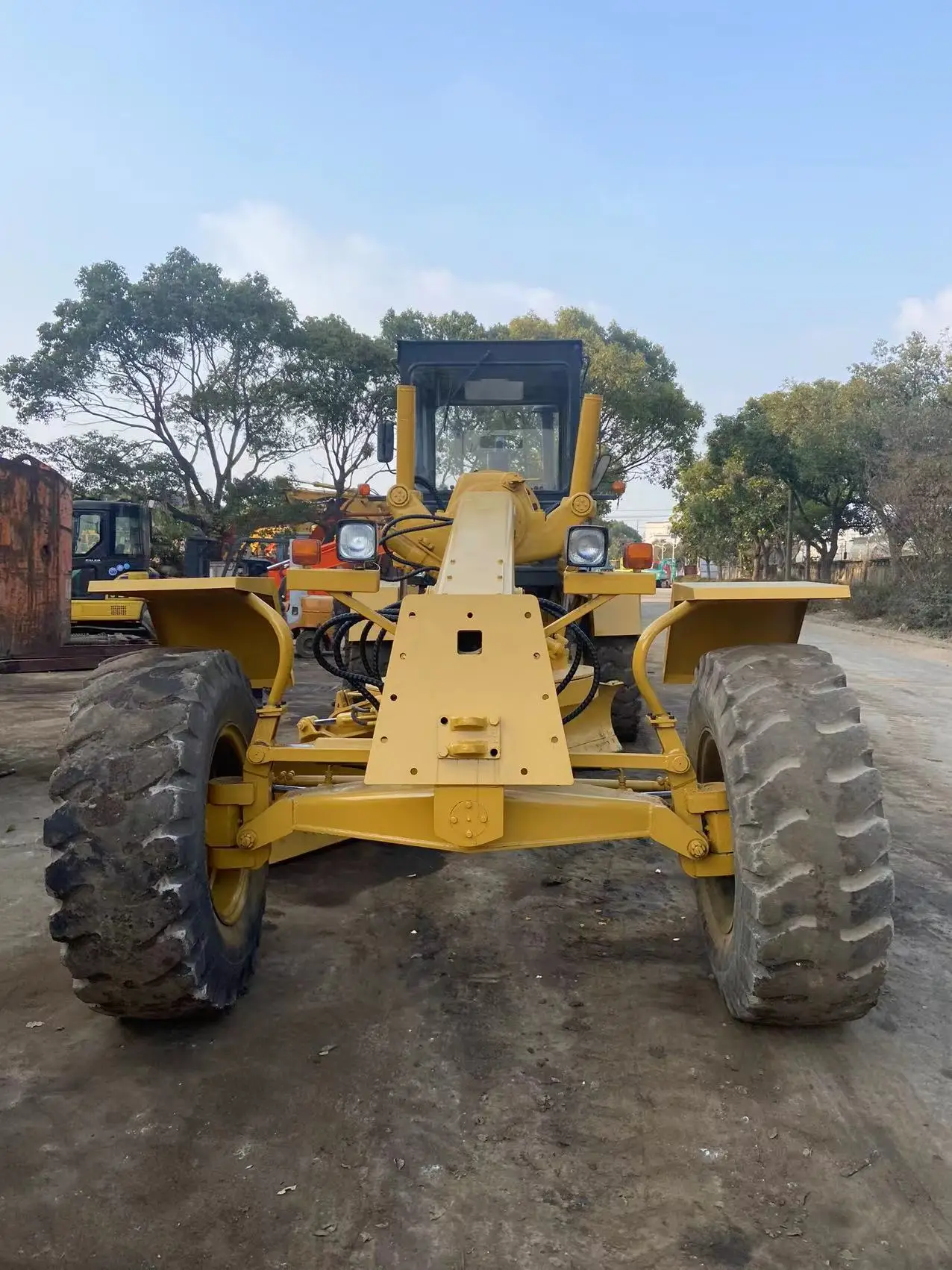 new arrival Chinese brand tian gong wheel motor grader for sale / tian gong py180 grader
