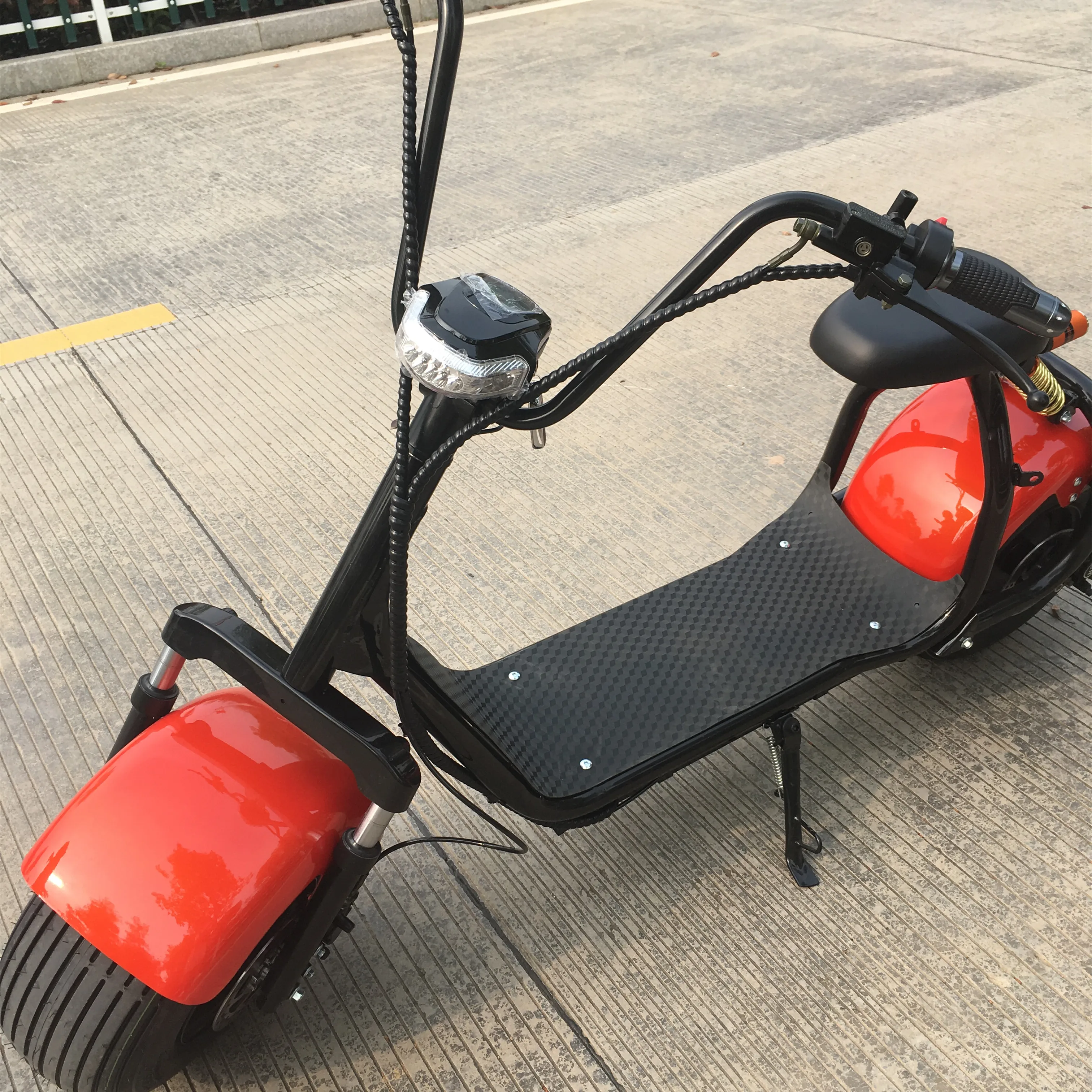 Sunport citycoco electric step scooter with front light