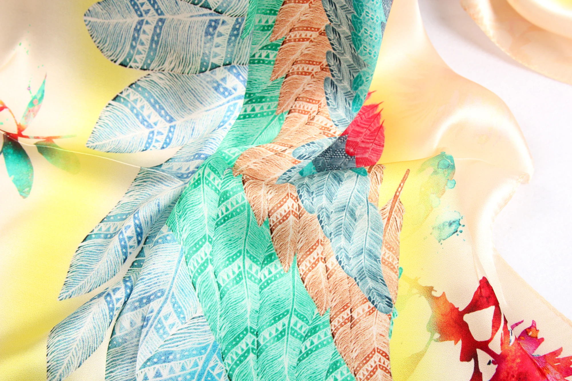 New Chinese simple and elegant flower womens silk  printed square scarf