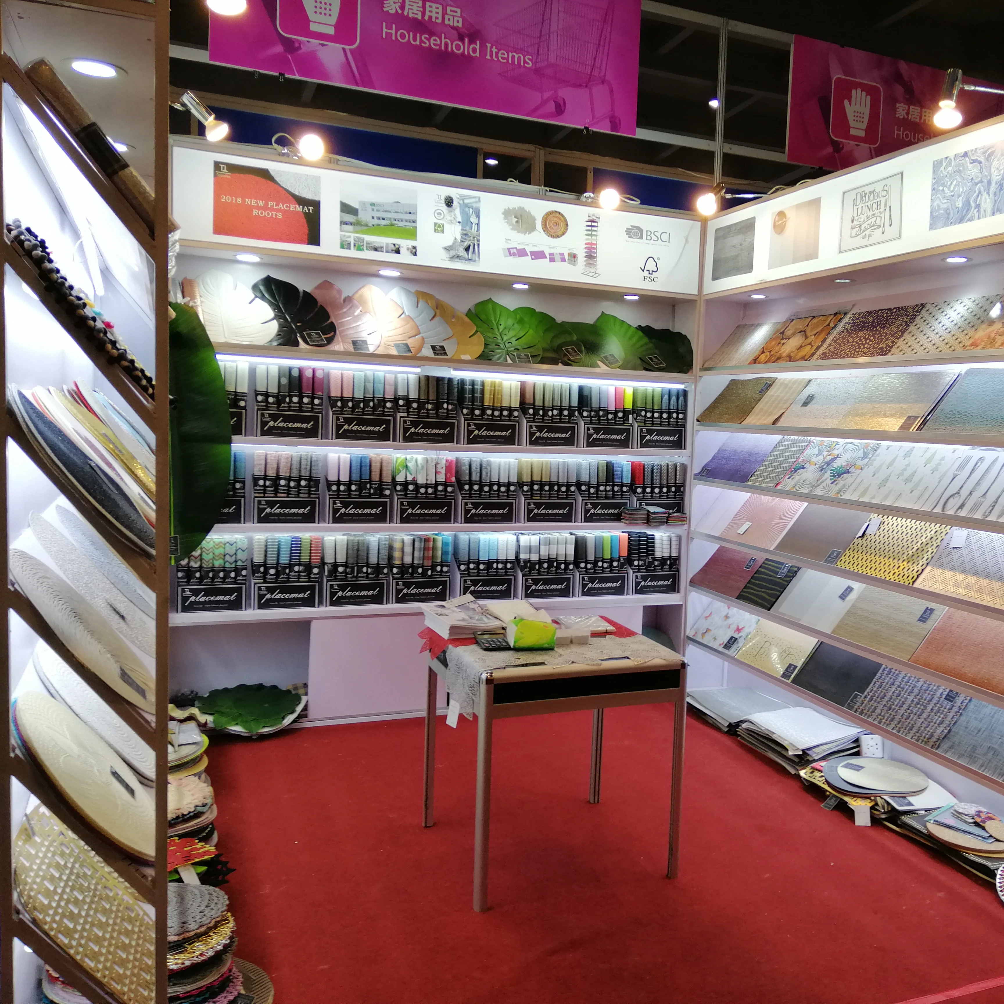 home and kitchen 2020 PVC Pressed hollow out  leaf  Gold Placemats for Kitchen Dining  Decorative Table mats for Decoration