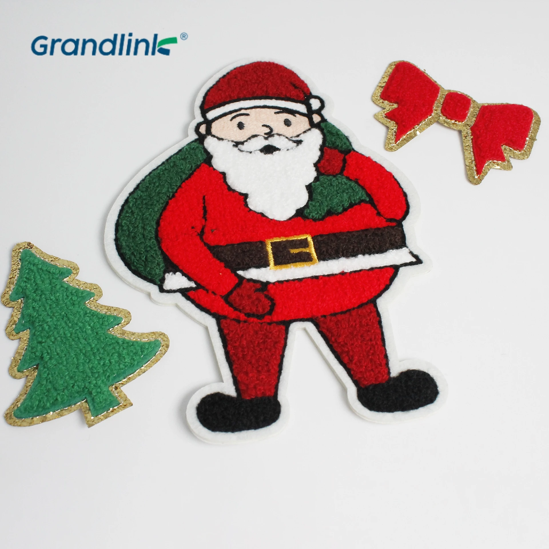 Factory Wholesale christmas santa baby Clothing Towel Embroidery chenille self adhesive Iron On Patches for Clothes bag ornament