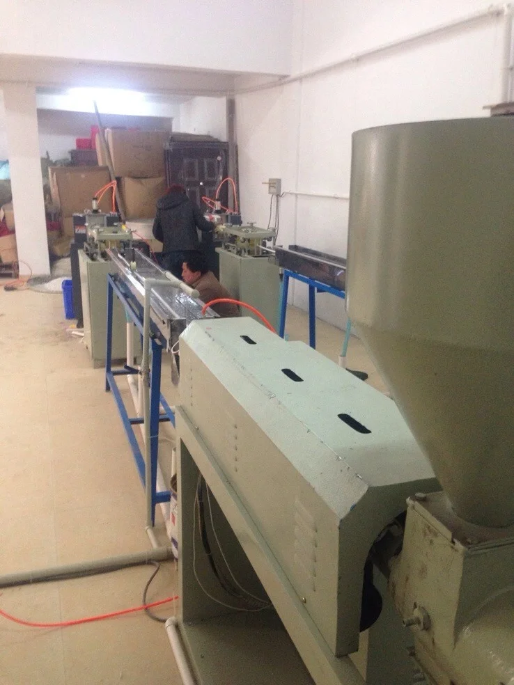 HTB1kapAeWSs3KVjSZPiq6AsiVXag.jpg