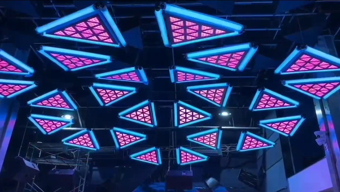 Kinetic Light control by dmx triangle panel led kinetic light for bight club any discos