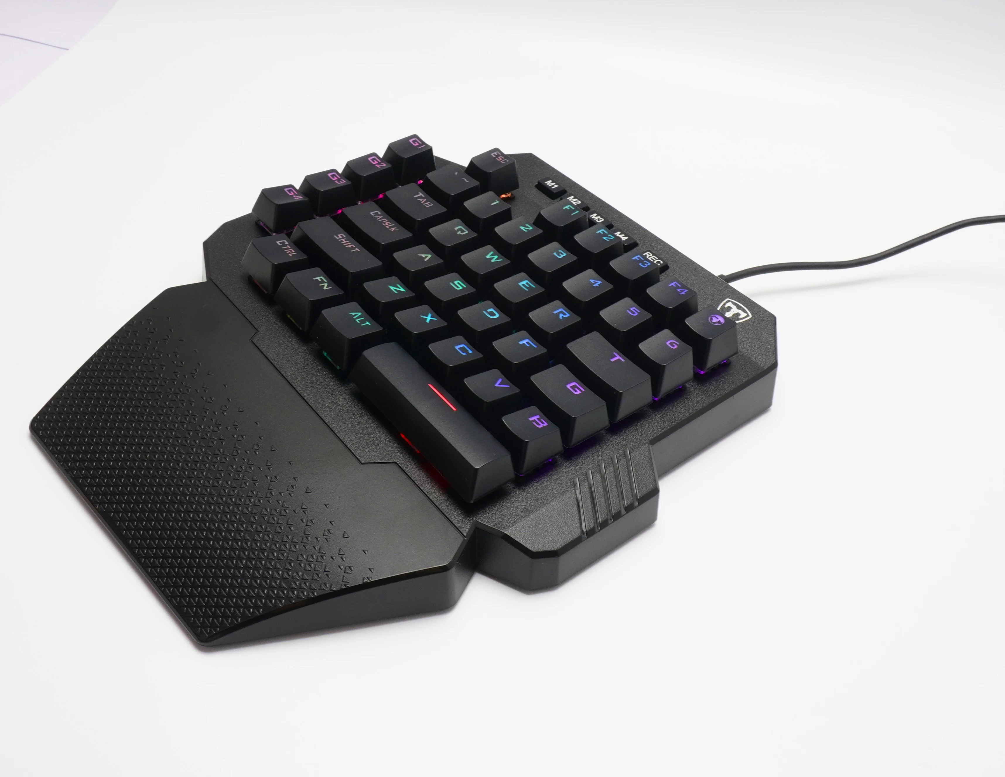 Wholesale 44 keys dual mode mechanical feel keyboard mini gamer 2.4G wireless one handed gaming keyboard