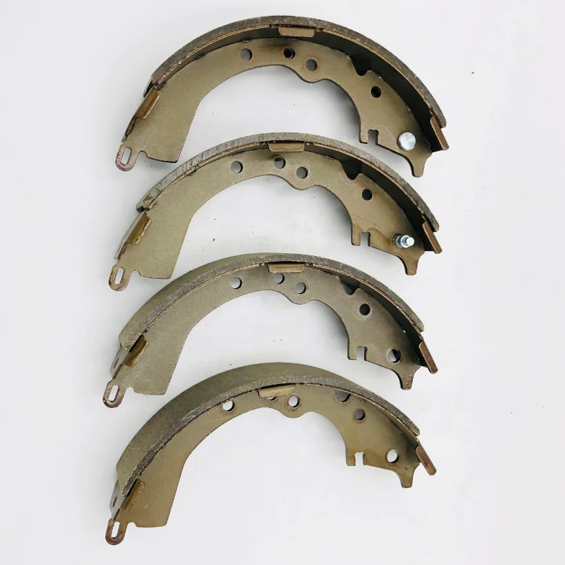 High quality NAO Bonded  brake shoe set K2335  04495-0K010 apply for HILUX PICK UP  in after market