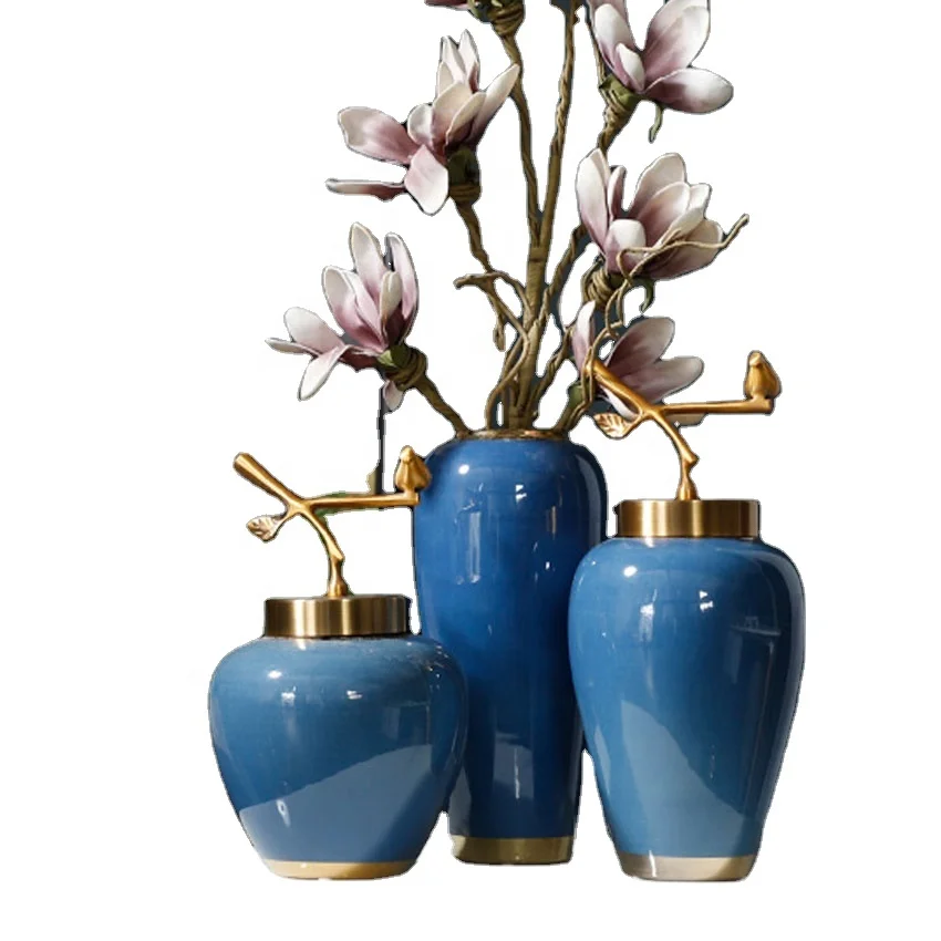 Blue and gold rim Luxury decorative porcelain ginger jar Vase Home Decor ceramic centerpiece vase with brass hat
