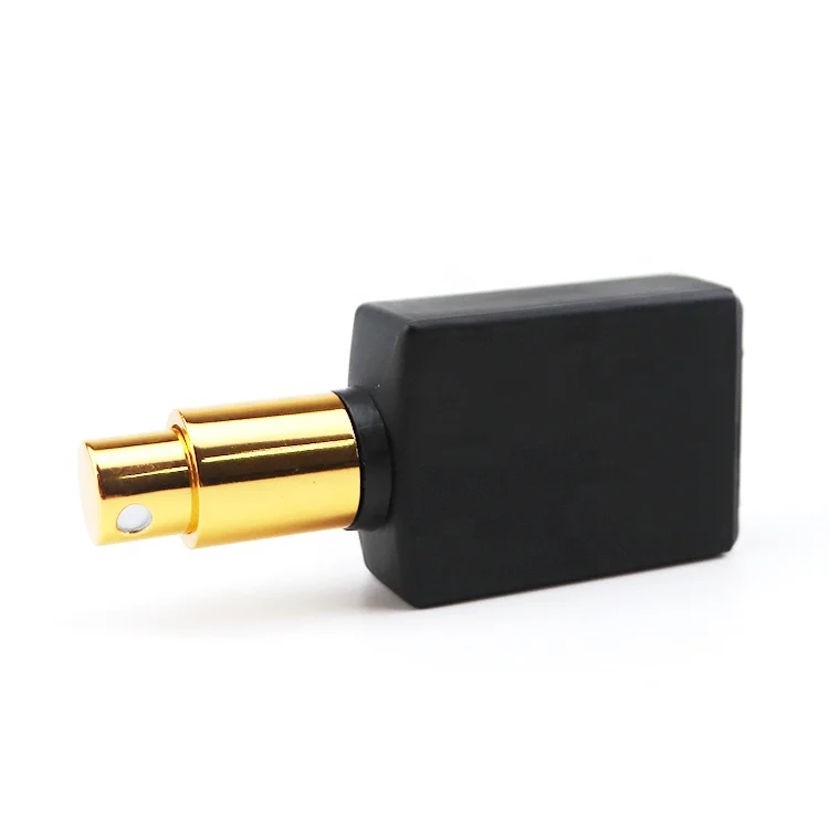 wholesale bulk recycled empty room perfume  arabic 30 ml custom made cap black matte rectangle spray bottles glass for skincare