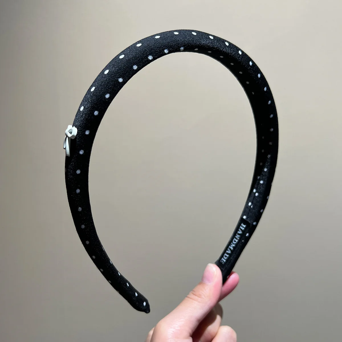 Vintage black and white polka dot fabric headband Fashion bow Ribbon Ladies personality High quality hair accessories