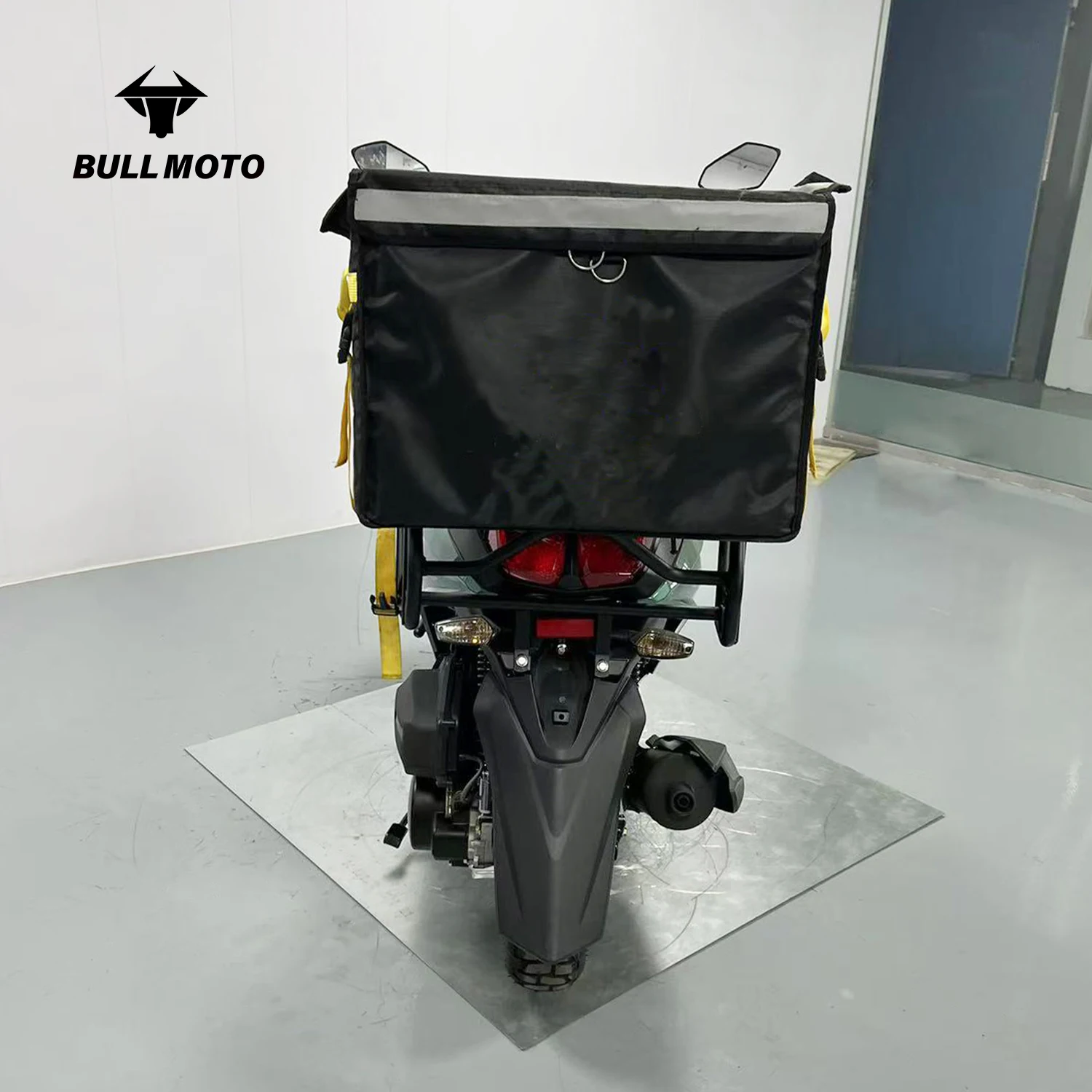 Popular cool high quality 150cc 200cc motorcycle with pedals racing classical motorcycle cheap gas scooter with seat 2025
