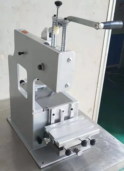 Mini manual pad printing machine for logos on glasses bottles