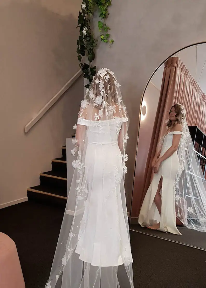 2022  3D Lace flowers applique pearls beading One Layer  White long Wedding bridal Veils