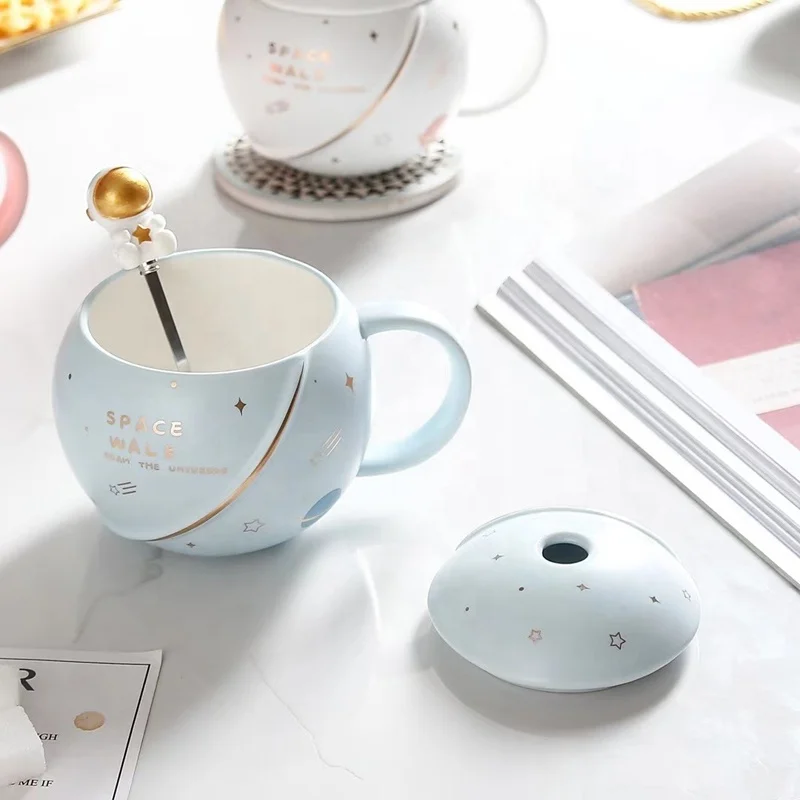 3D Round astronaut Planet Ceramic Mug Couple Drinking Cup Super Cute Cartoon Office Tea Cup Kawaii Mug Coffee Mug Cool Cup