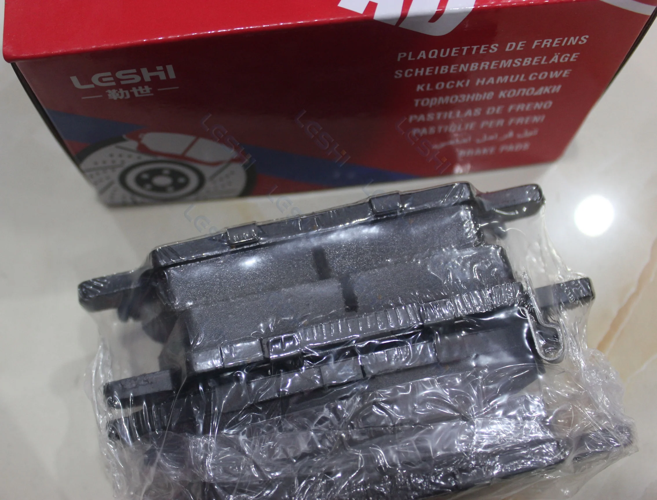 LESHI LS6535 D1913 Good Quality Car Accessories Brake System Front Brake Pad For Buick LaCrosse 2016