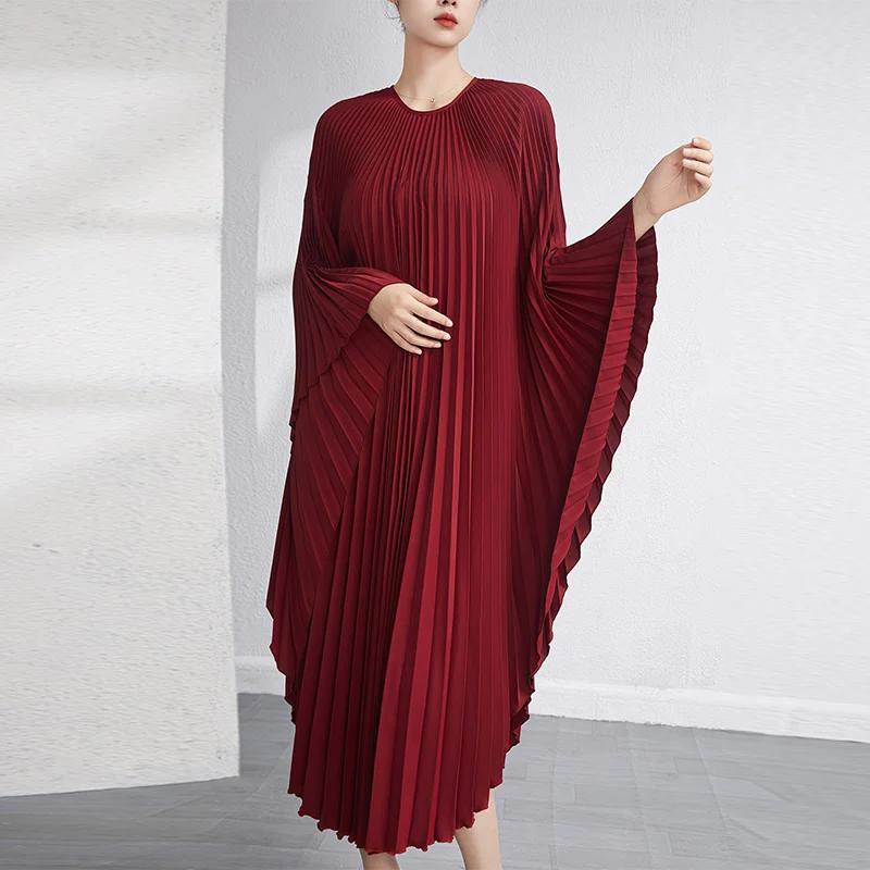 2023 New Plus Size Loose Casual Dresses Woman Plain Evening Dresses With Pleat Batwing Sleeve Pleated Swing Dress
