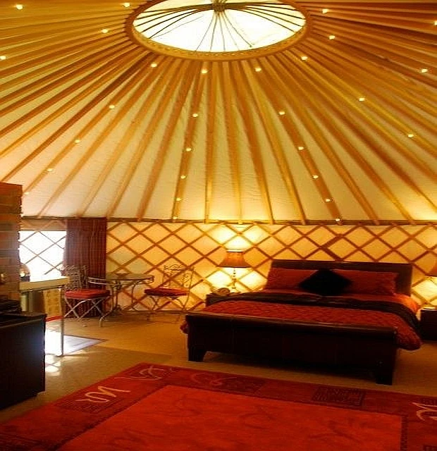 4 Season Camping Outdoor 5m 6m Luxury Modern Yurt House Glamping Tourist Tent For Sale