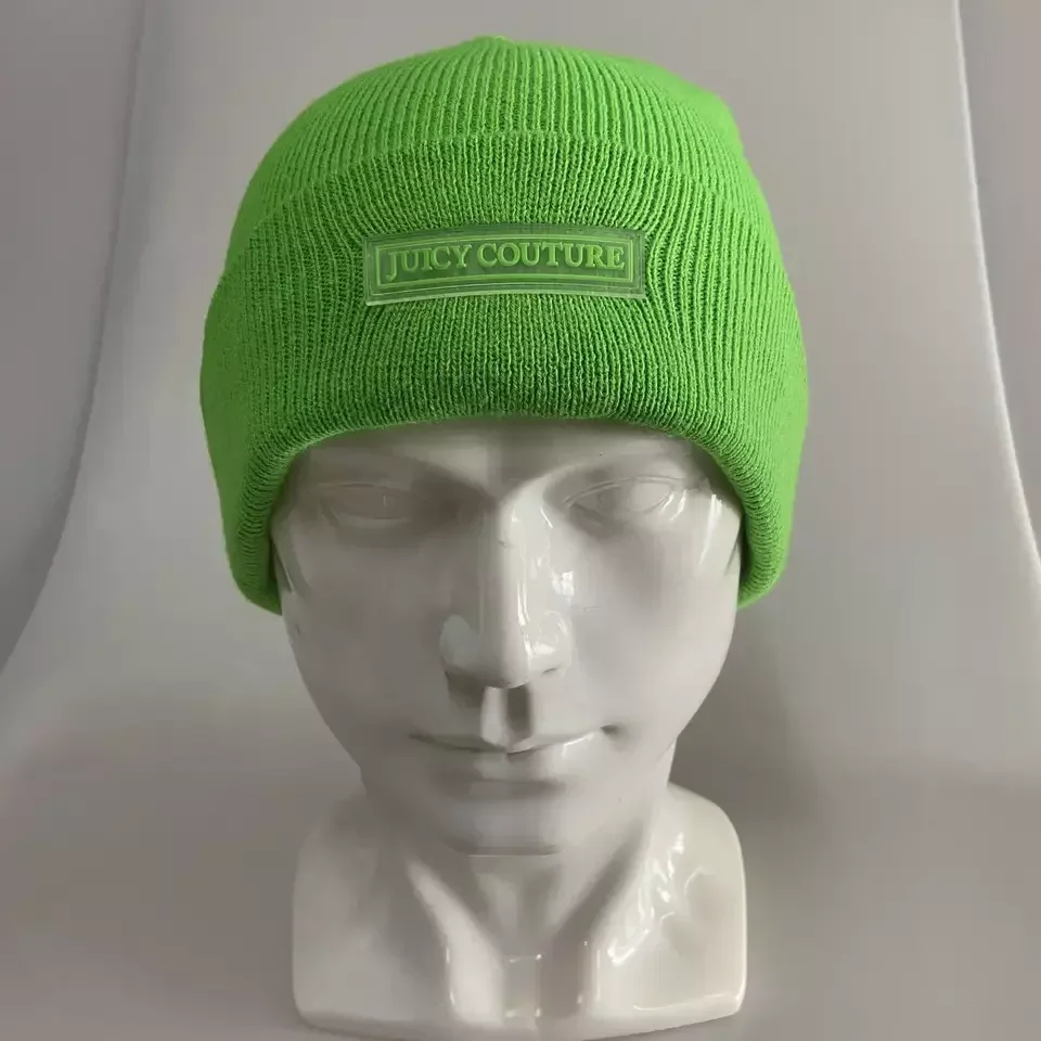 New Style Toque Cuff Beanies Winter Knitted Hat Beanie Green Type Fashion Custom Logo Hat Beanie PU Rubber Label Warm Fleece Hat