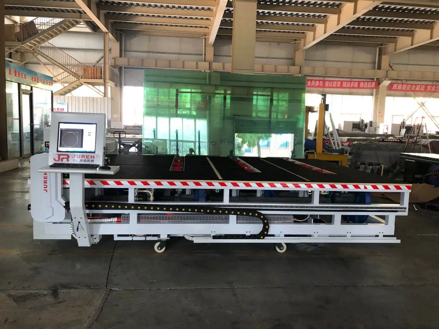 Chinese Factory Supply Top Selling CNC Full Automatic Glass Cut Machine Glass Processing Machinery for Industrial Building Glass