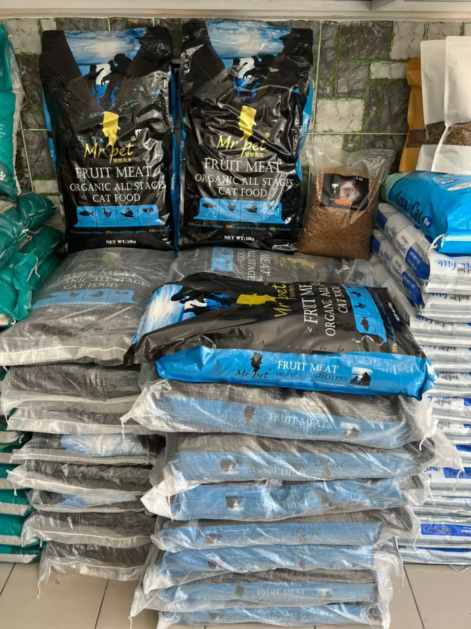 China Factory Direct Sale Cheap Price Premium Healthy Cat Food Natural Organic Cat Dry Food Best Treats For Kittens