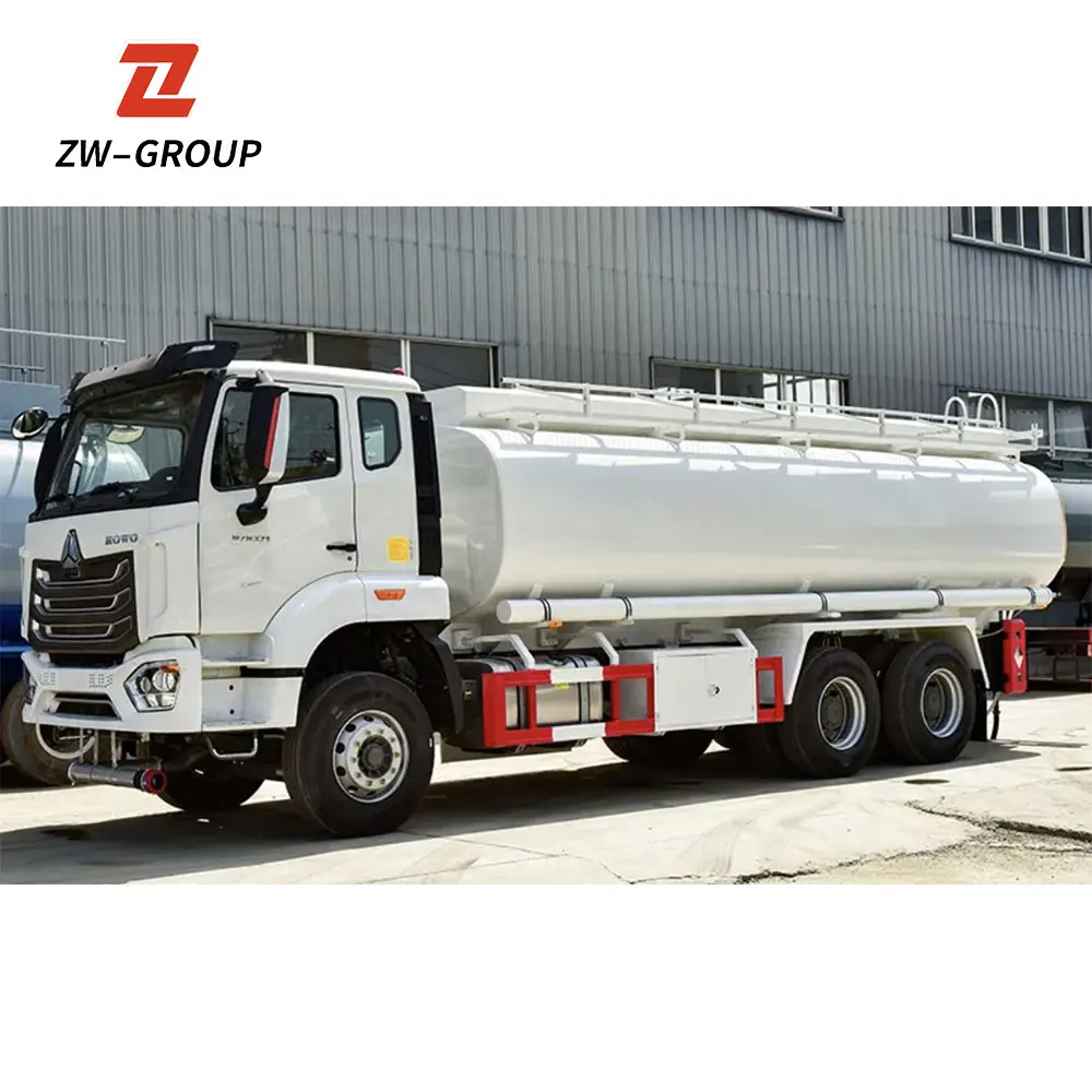 SINOTRUK HOWO fuel tank truck 6X4 10 wheel 25cbm howo 371 375 oil tank truck